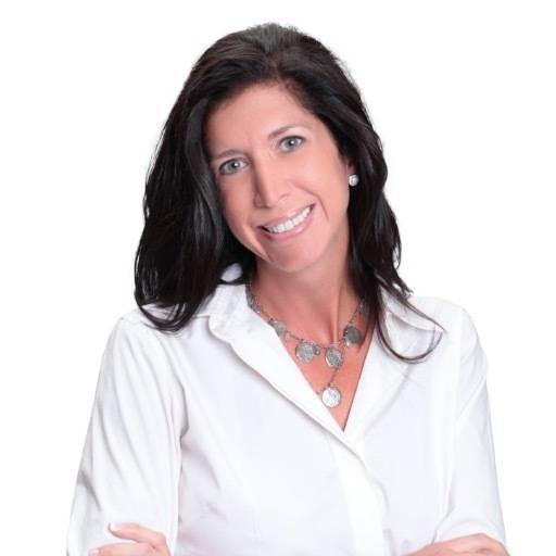 Kelly Shearer Photo